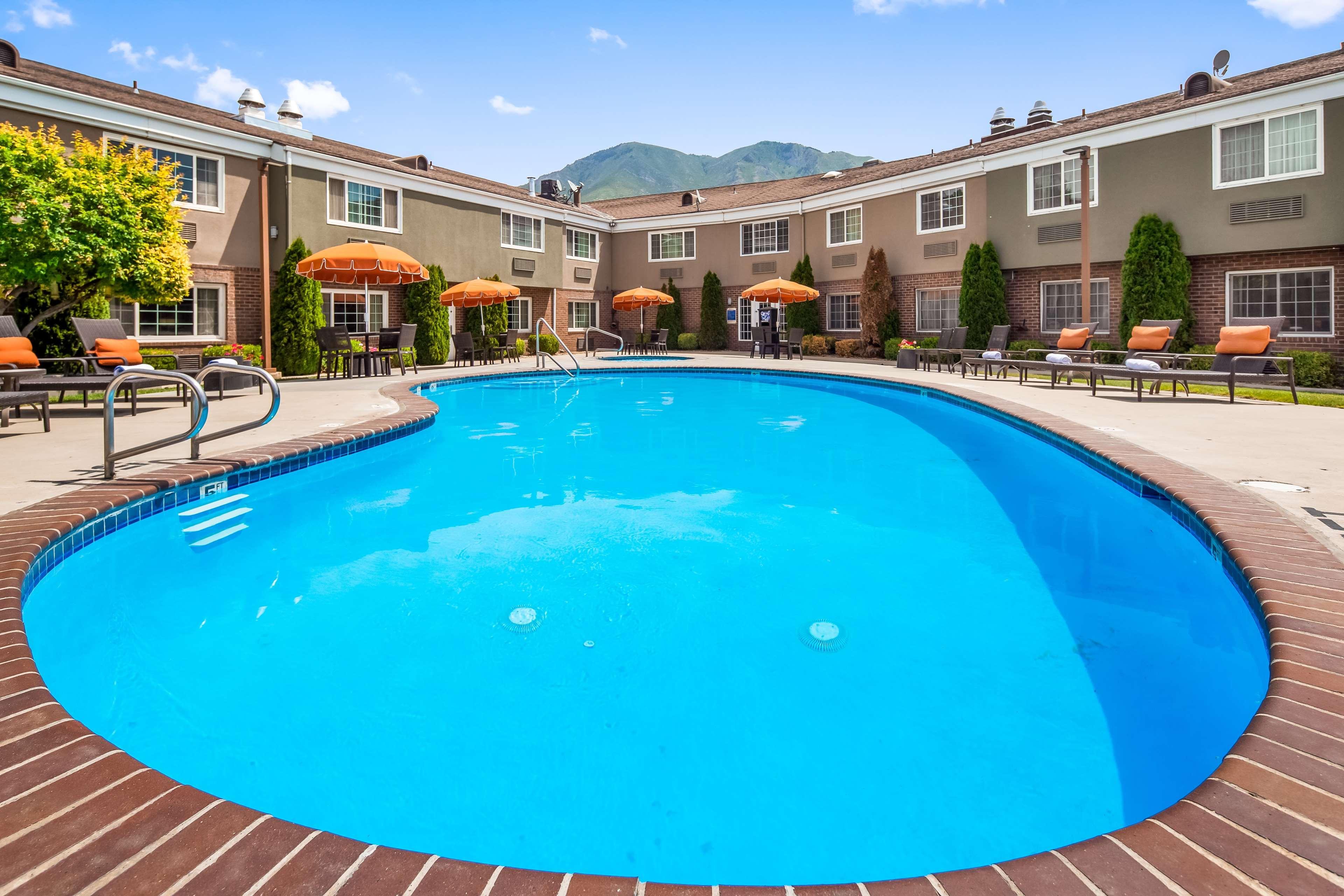 Western Mountain View 3*