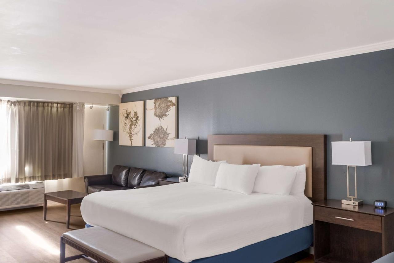 Western Mountain View Hotel 3*